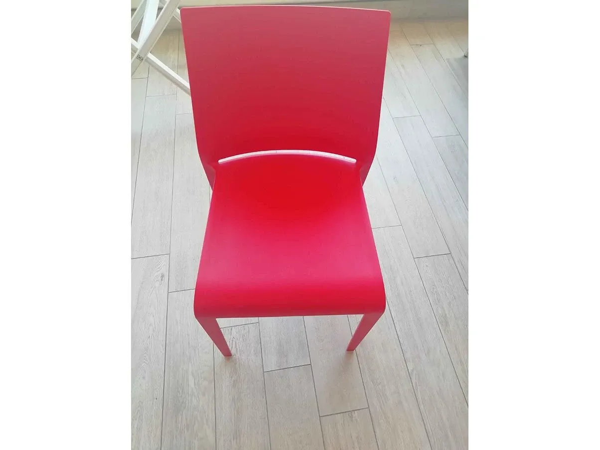 Set 6 sedie Riga in materiale plastico (rosso), Desalto 1