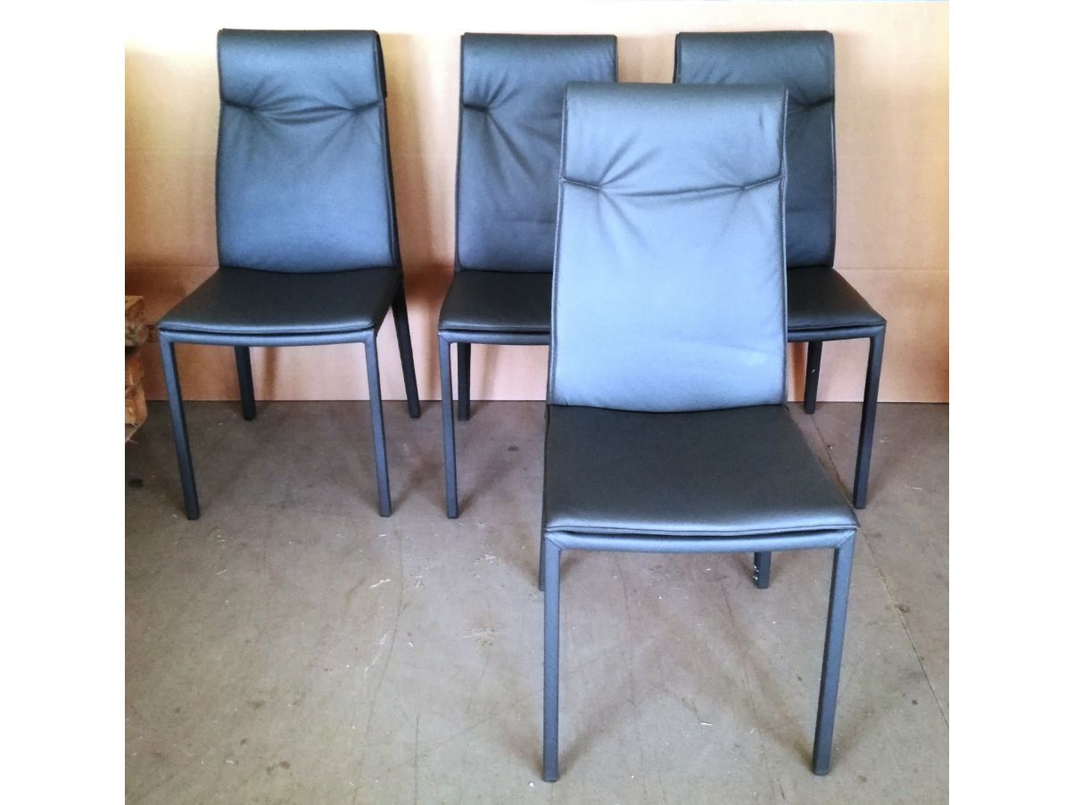 Set of 4 gray Lilly chairs, La Nuova Casa image