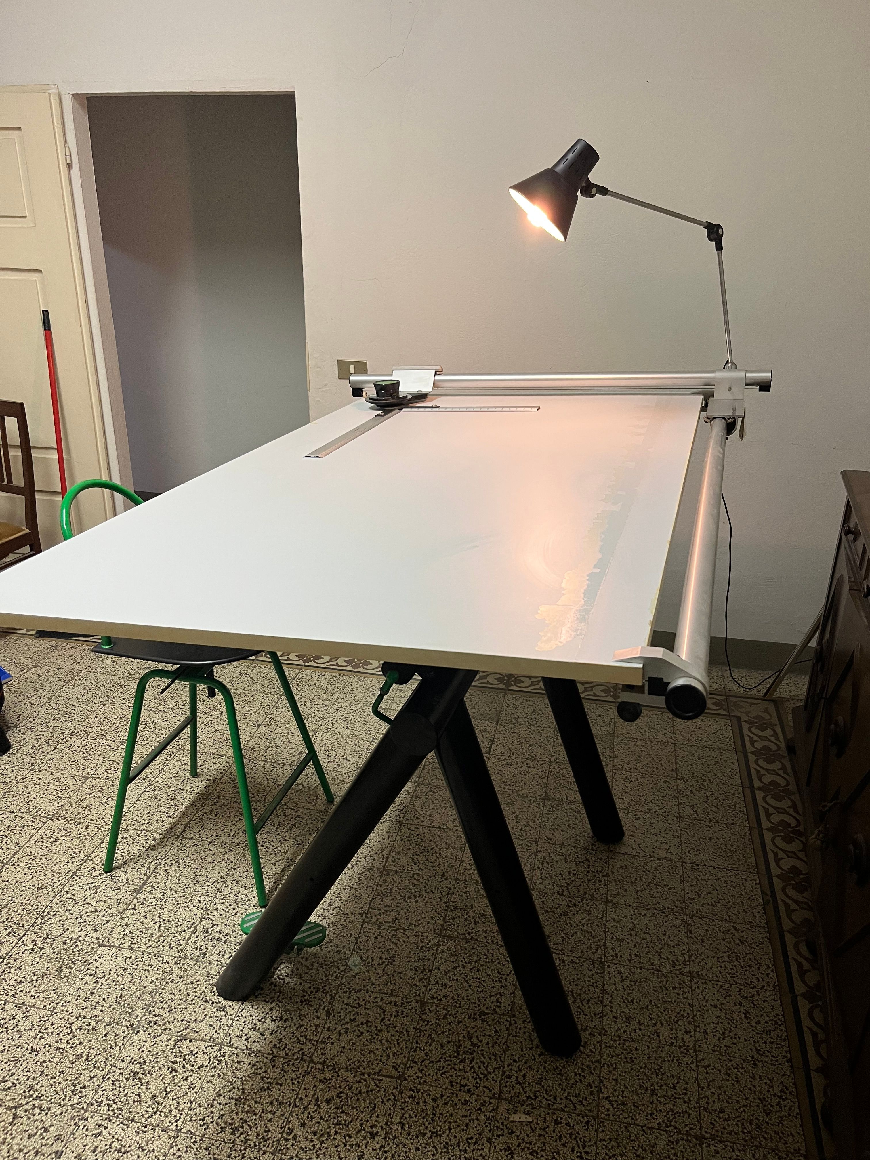 Adjustable Metal Drafting Table TK100 Side