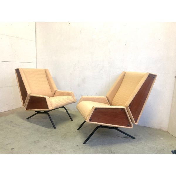 Pair of fabric and teak armchairs (1960s) image