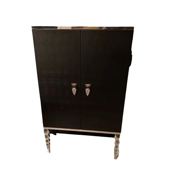 Visionnaire Aurora bar cabinet  3