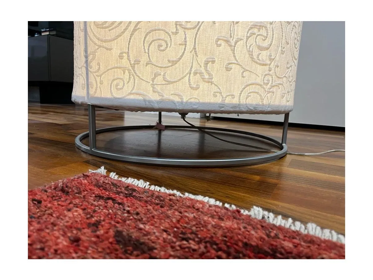 Round coffee table in white damask fabric, Flou 4