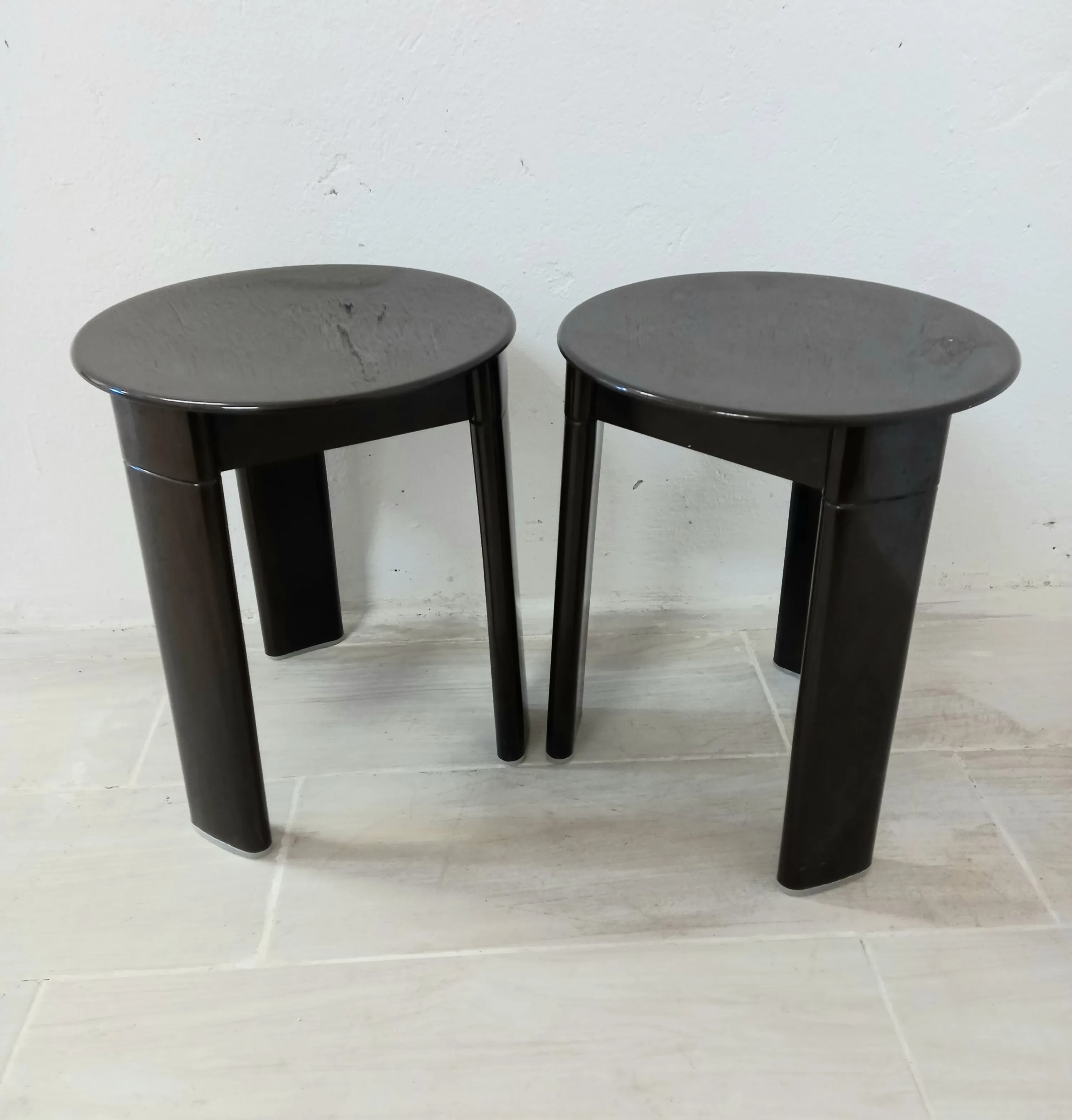 Set of 2 vintage stools (80s), 