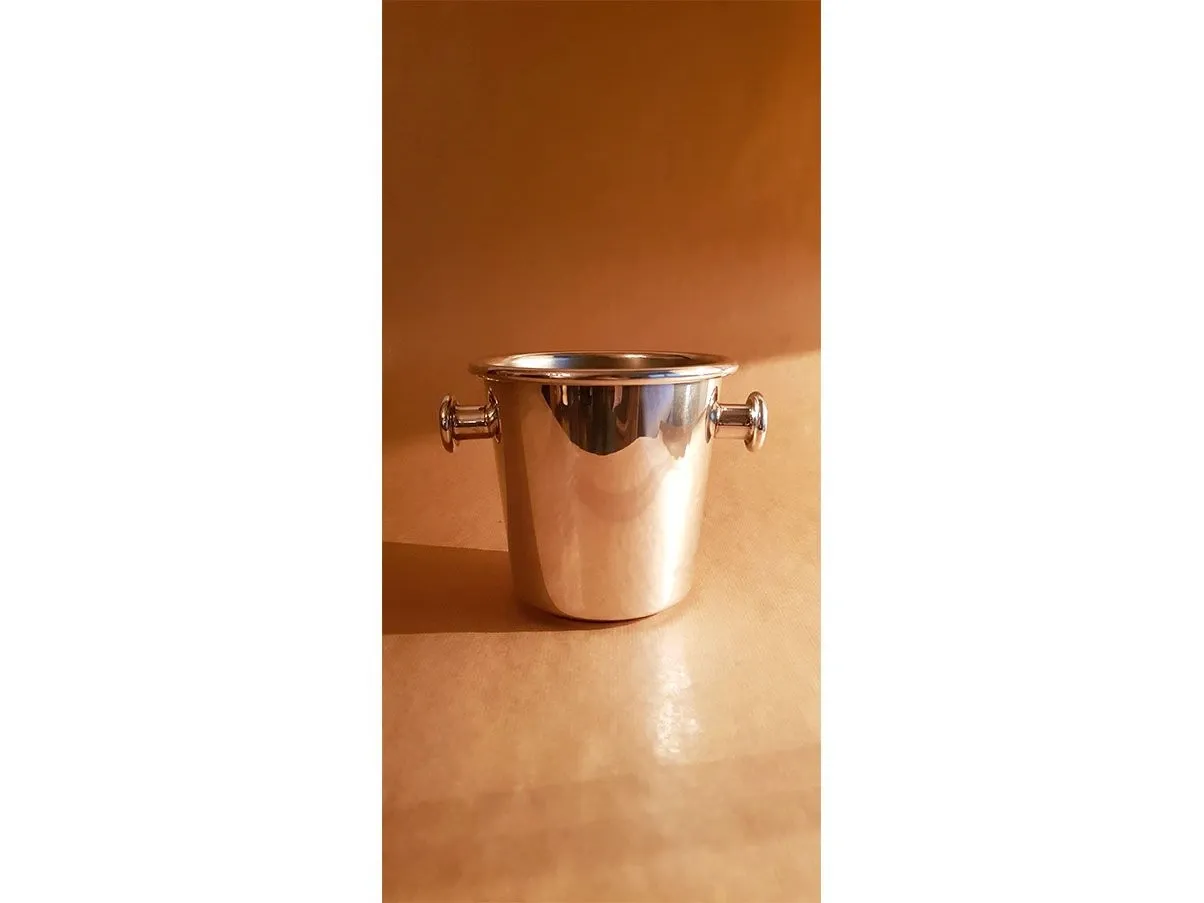 5051 - Secchiello per ghiaccio di Ettore Sottsass, Alessi 5