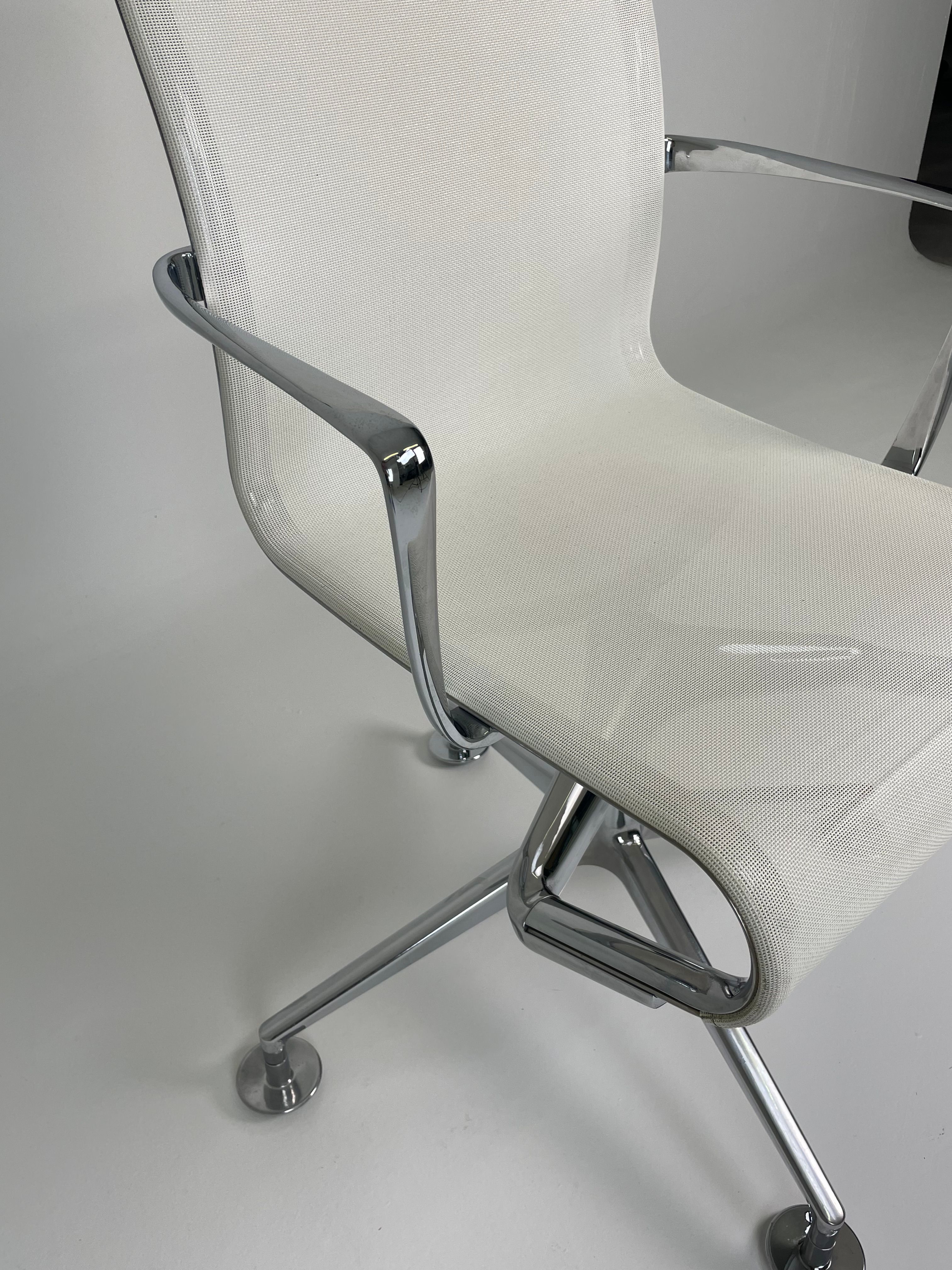 Meeting Frame office swivel chair by Alberto Meda Details
