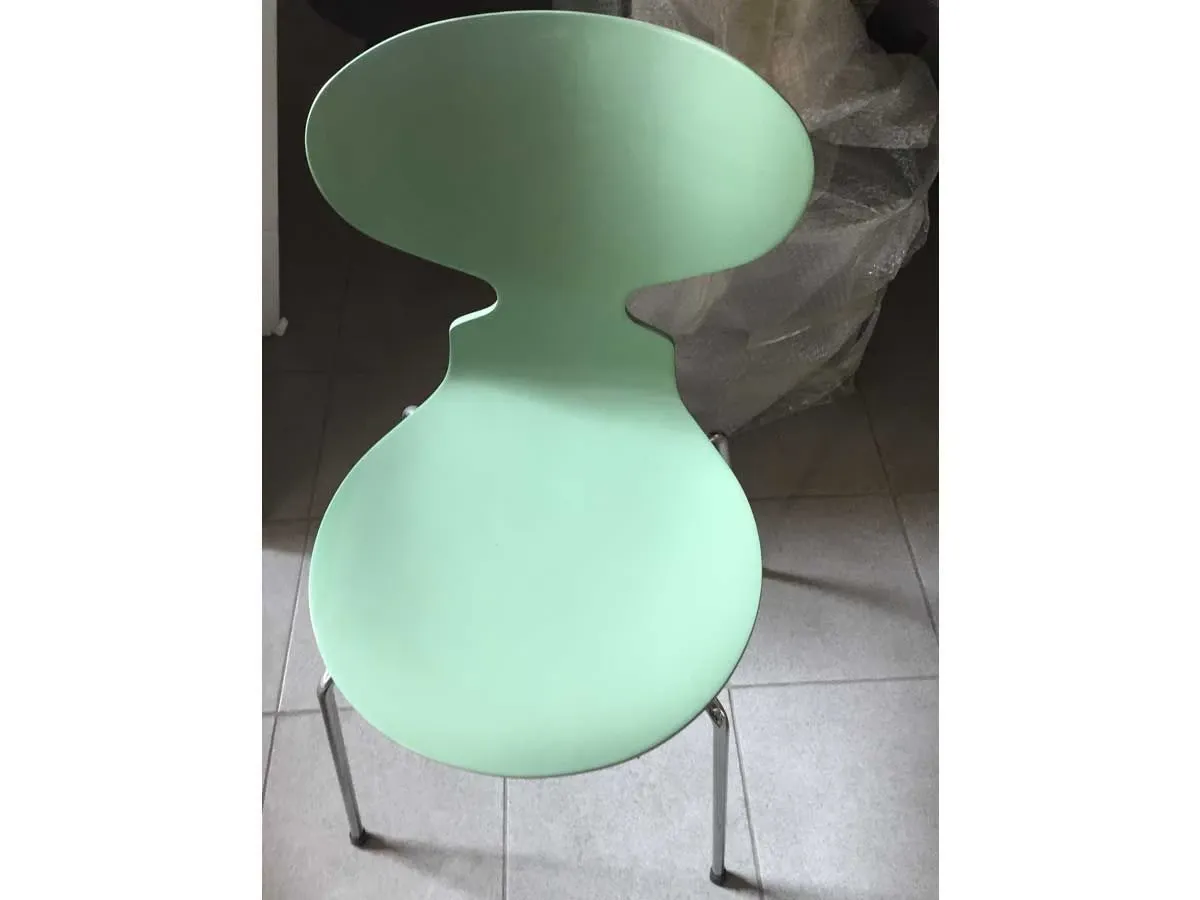 Ant Chair (green), Fritz Hansen 3