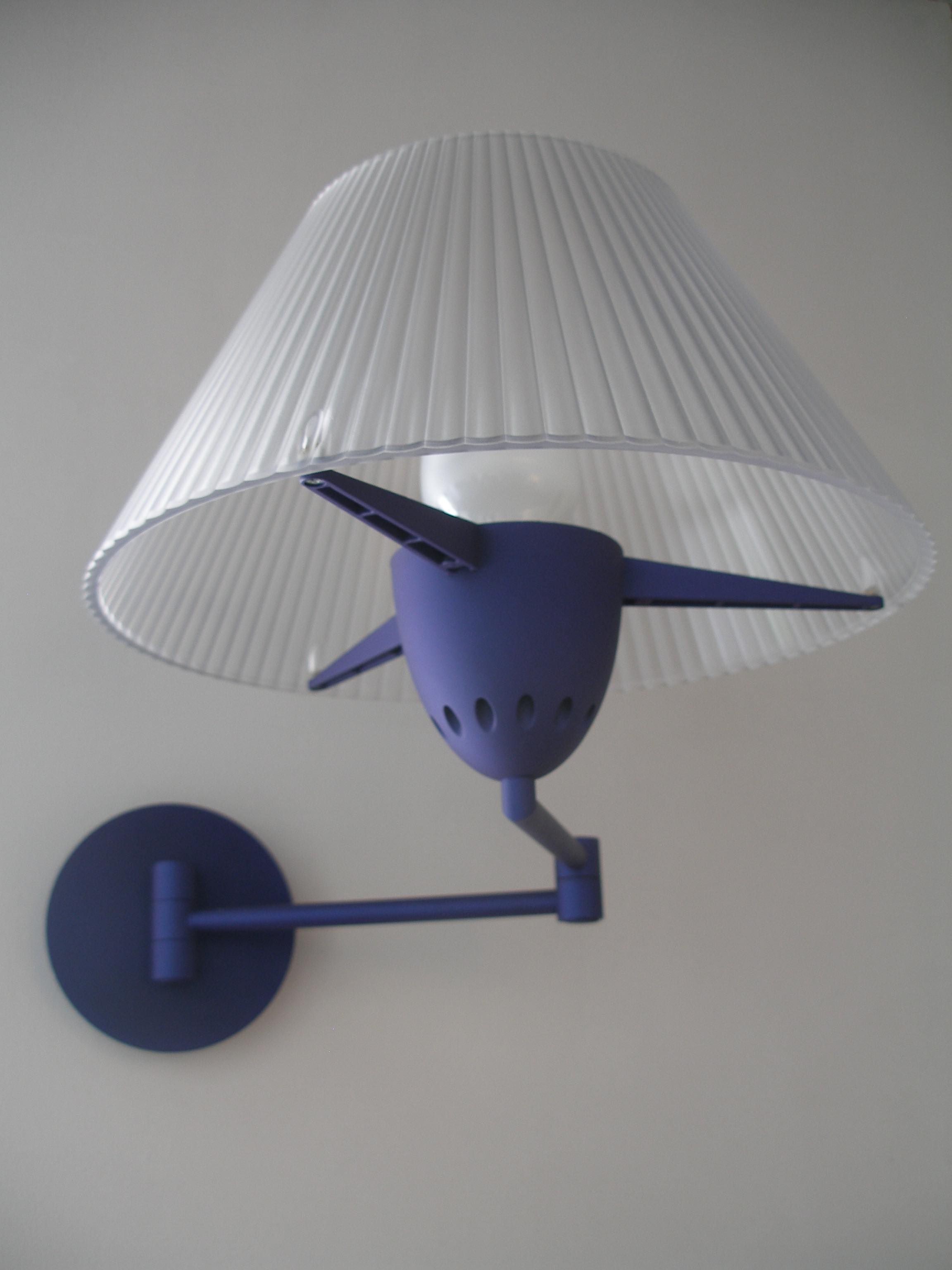 Ginger and Fred wall lamp with arms, FontanaArte  3
