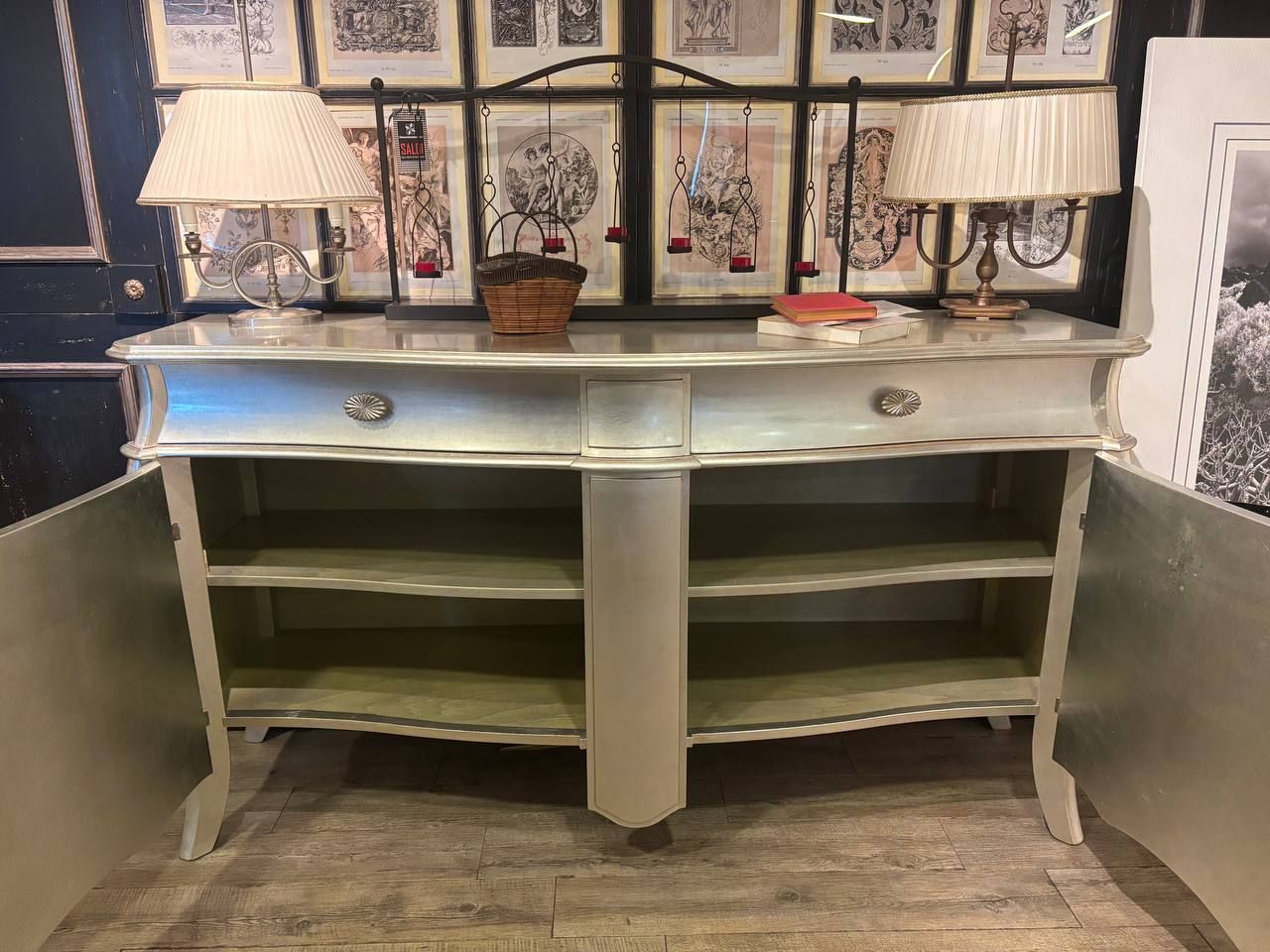 Houten dressoir zilverkleurig Defects