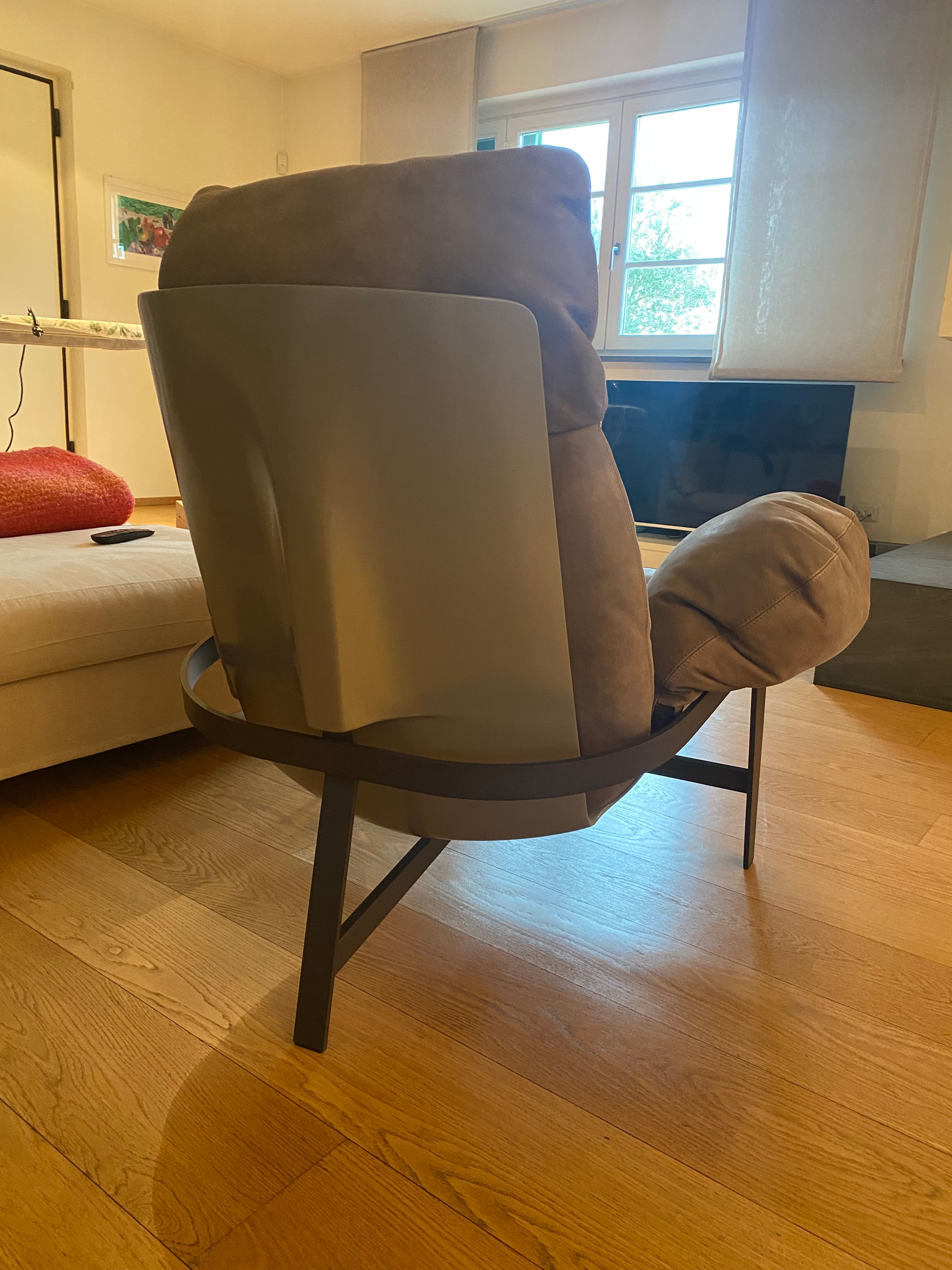 Jupiter armchair upholstered in brown nubuck by Mauro Lipparini, Arketipo Brand