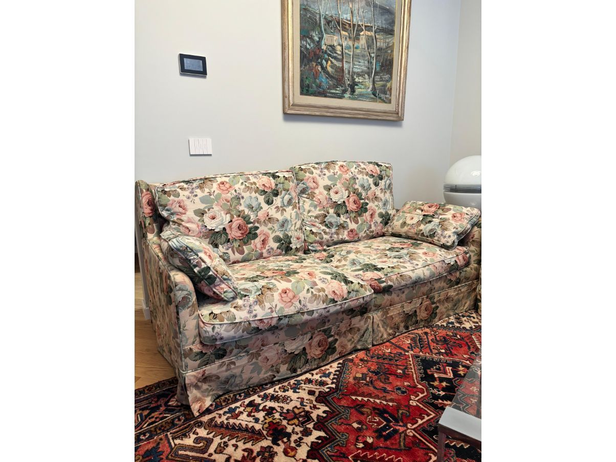 2-Sitzer Sofa im englischen Blumenstoff (1980er) Main