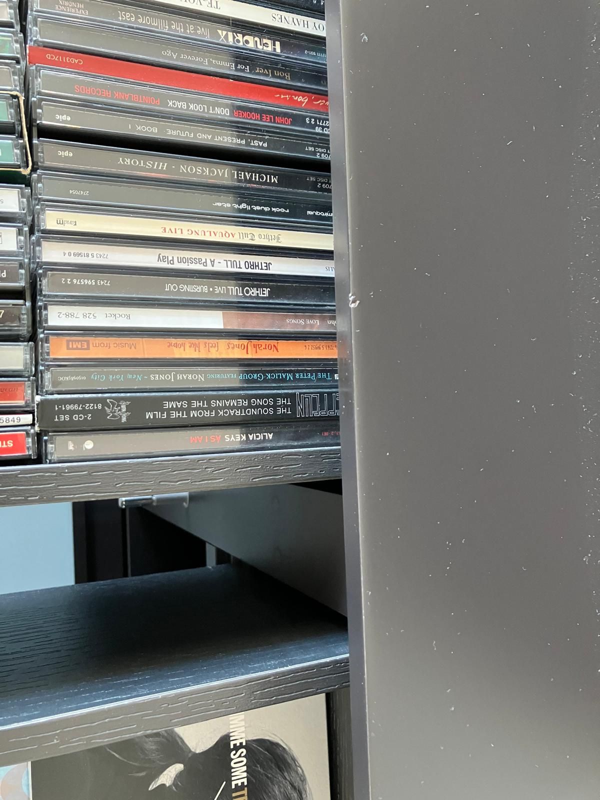 Pass Aufbewahrungsschrank von Dante Bonuccelli Details