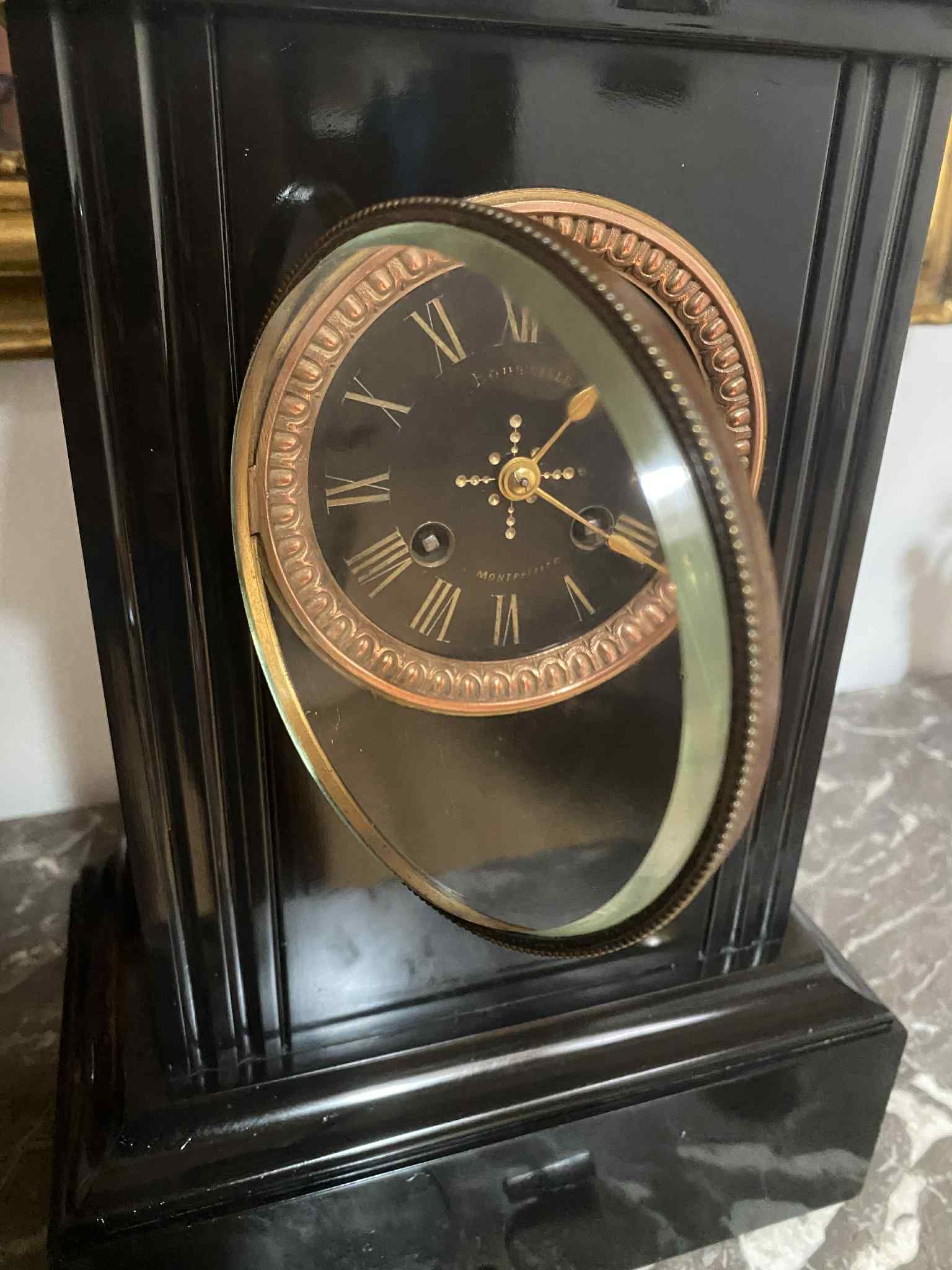 Schwarze Marmor Tischuhr Side