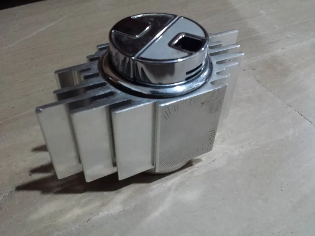 Vintage steel lighter (1970s), Sarome 5