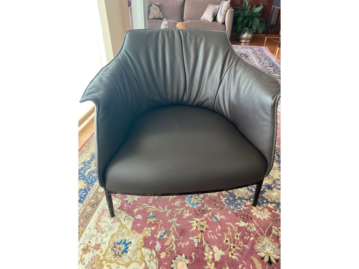 Archibald armchair Front