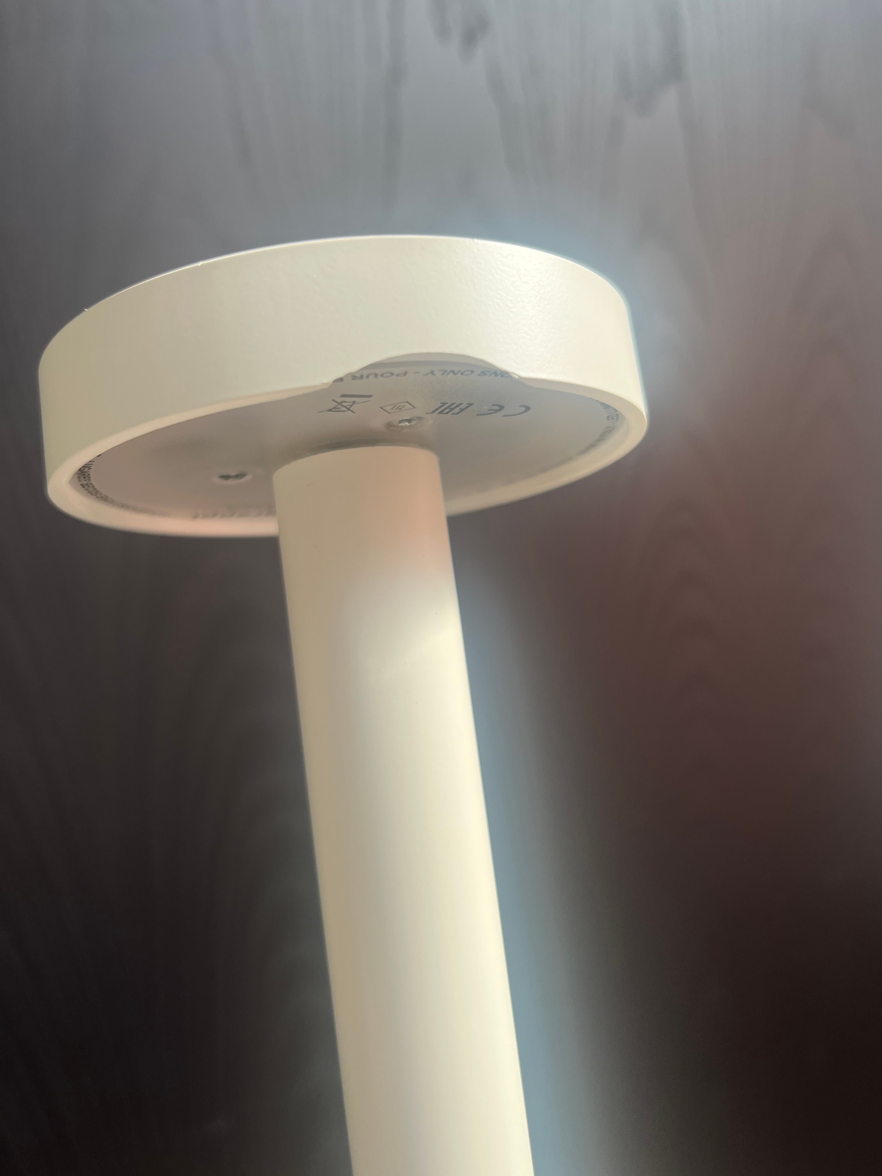 Lampe Nr. 5 TeTaTeT Touch aus Metall Defects