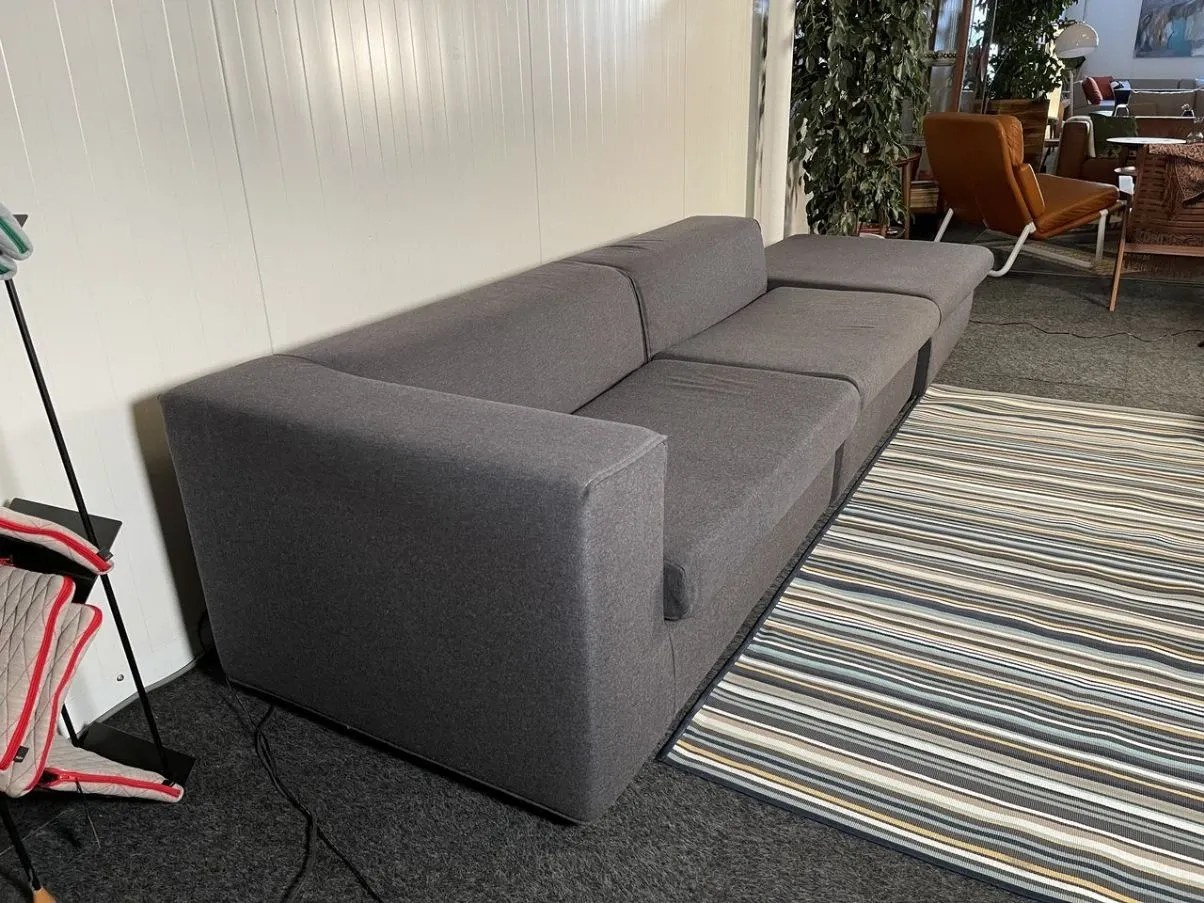 Divano Modular in lana cotta Kvard grigio di Jasper Morrison 2