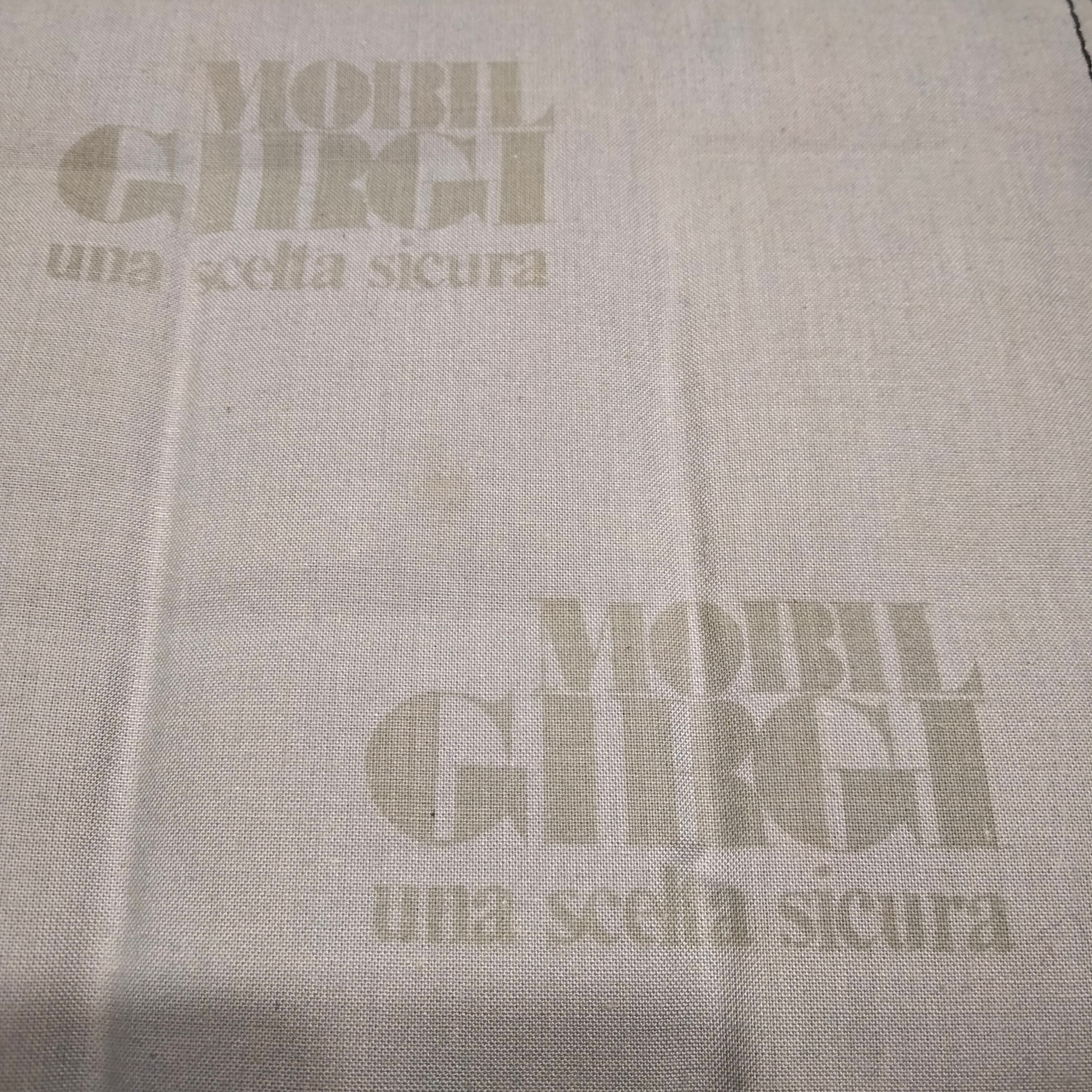 Canapé 2 places en noyer et cuir (années 1980) Brand