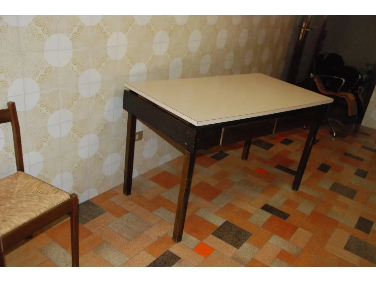 Tavolo rettangolare vintage in legno e laminato (anni '70),  5