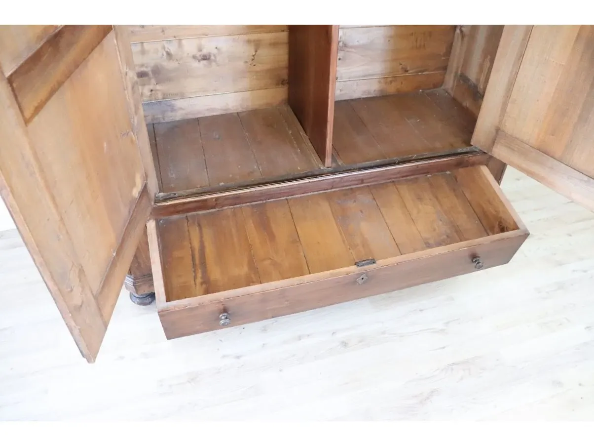 Armadio in legno di pioppo vintage ('800) 4