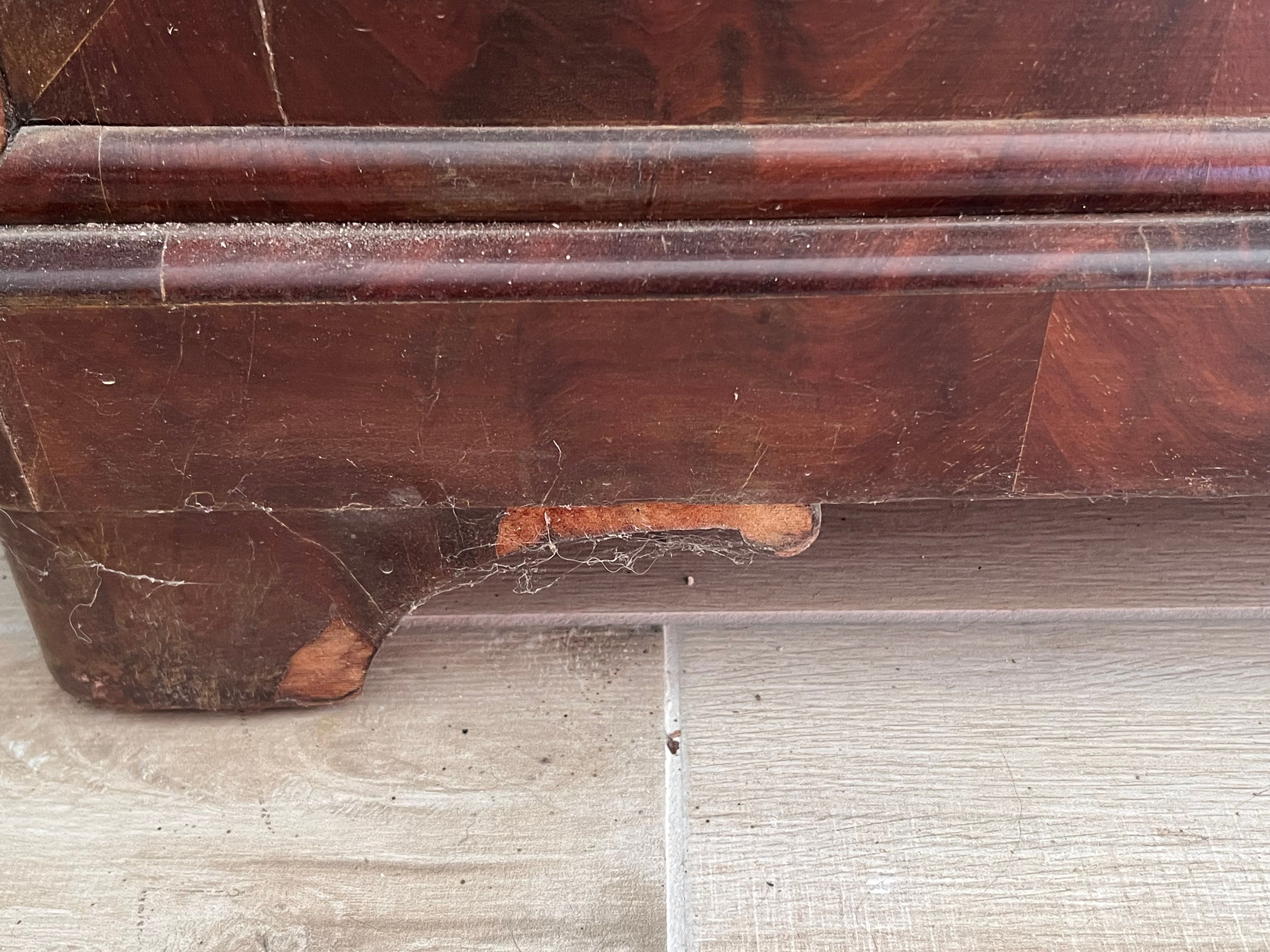 Antiker Sekretär aus Holz und Marmor aus dem 19. Jahrhundert Defects