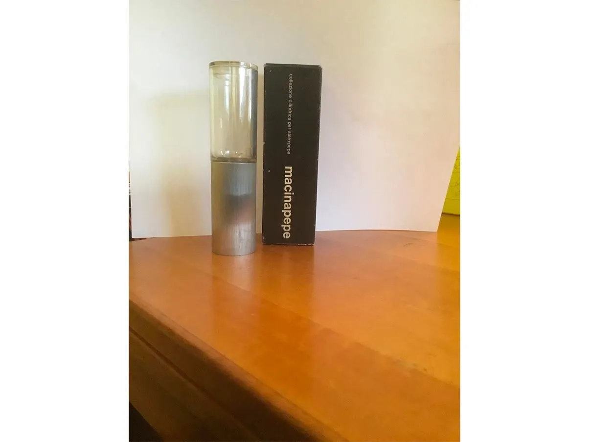 Pepper mill in steel and polycarbonate 3