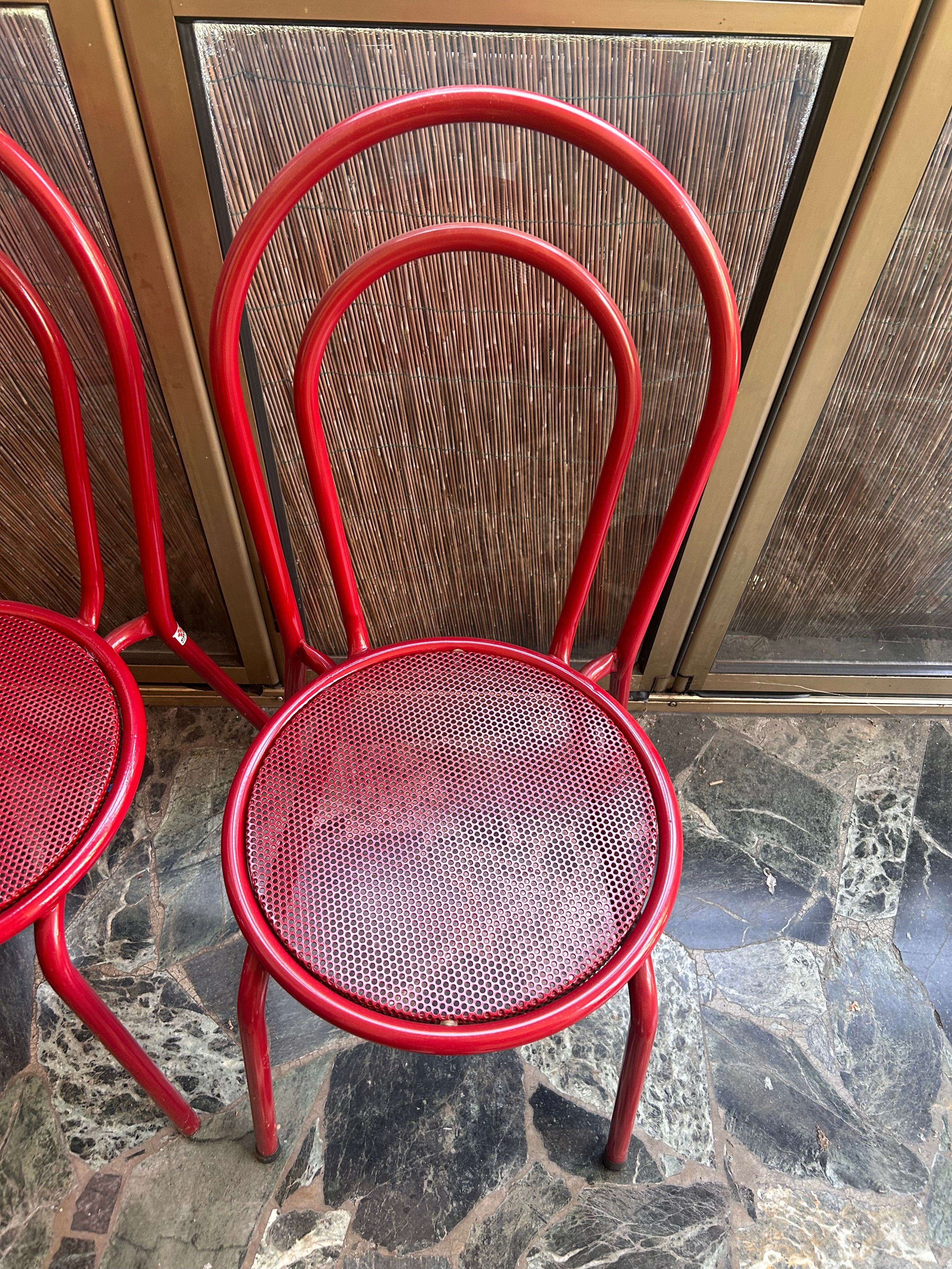 Set di 6 sedie in metallo rosse (anni '80/'90) Main
