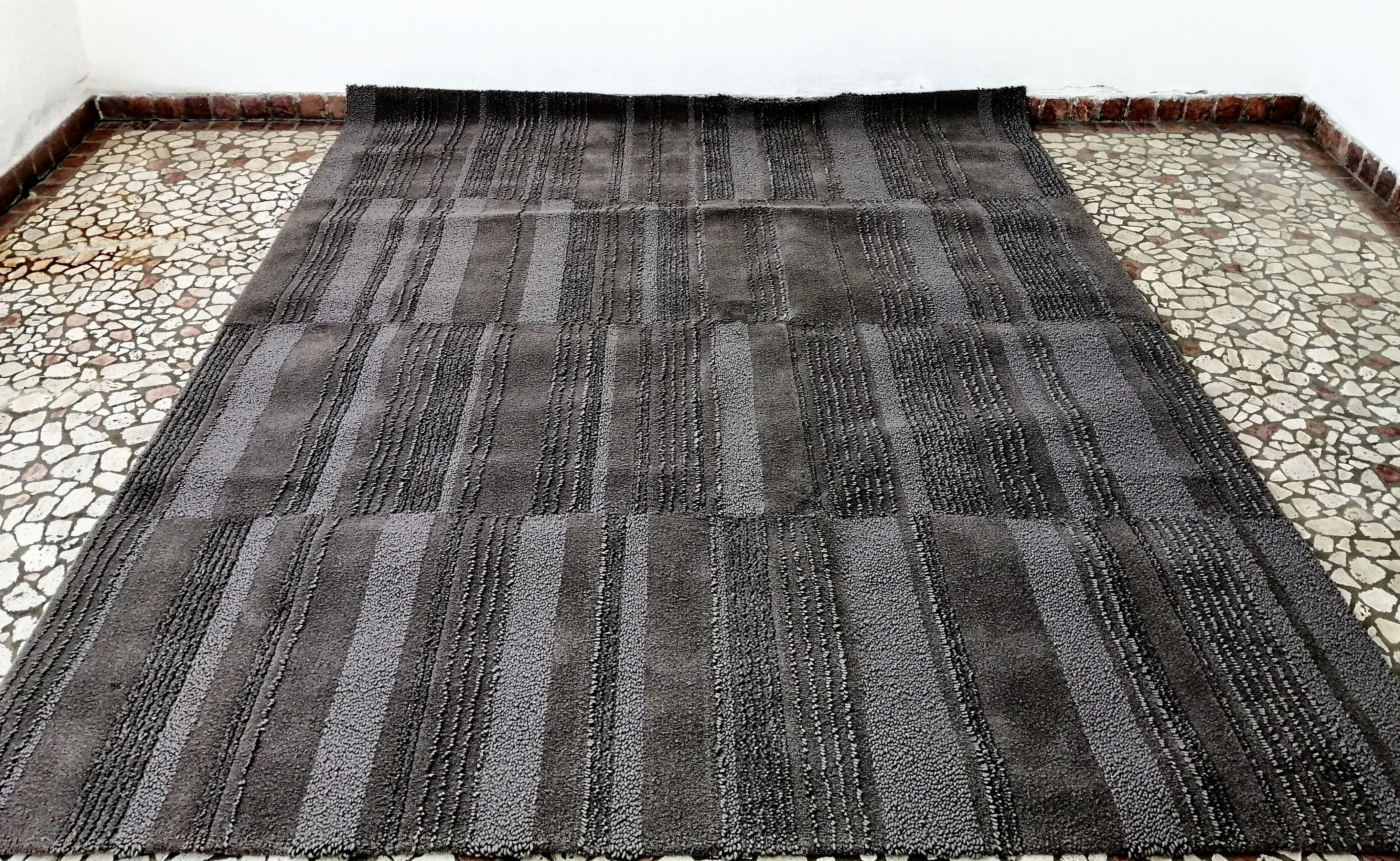 Alfombra geométrica Cambio de Bettina Hermann Side