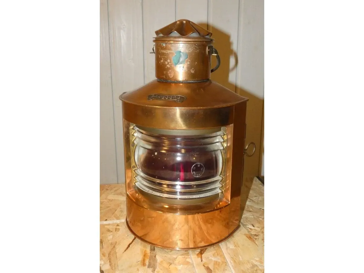 Lampada a petrolio in rame 2