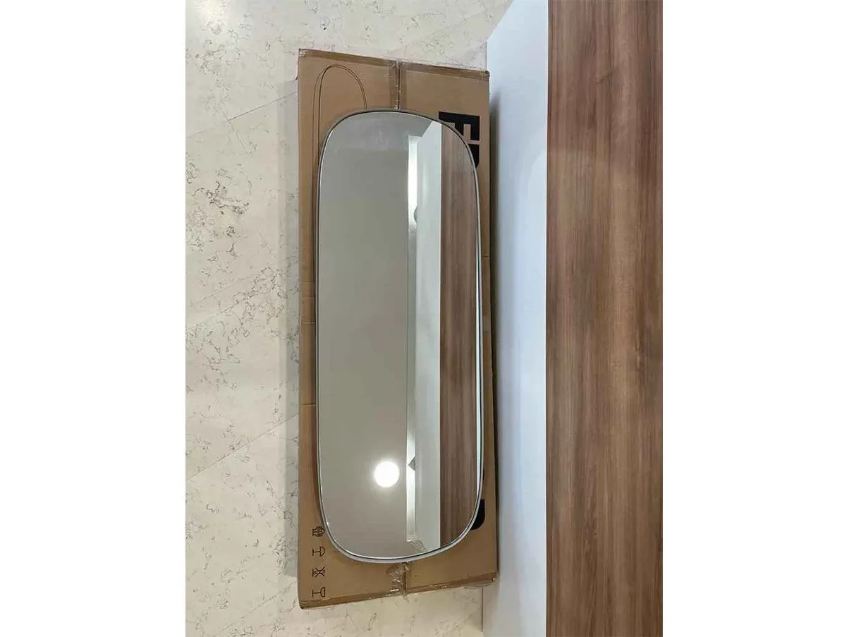 Framed mirror with rounded corners, Muuto 2