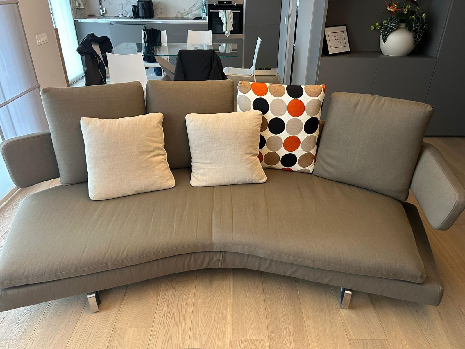 Divano 3 posti Arne in tessuto di Antonio Citterio Brand