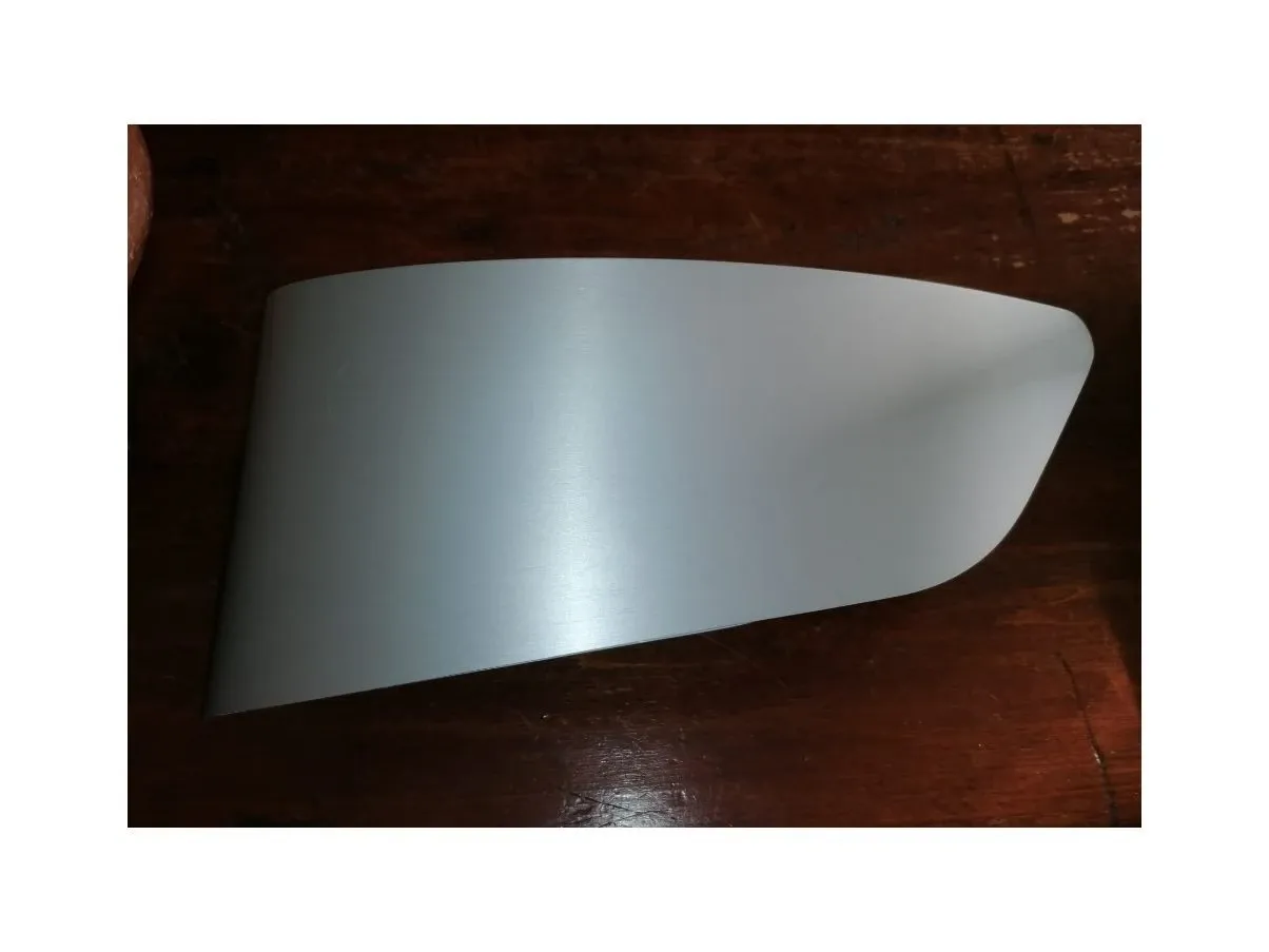 Wandleuchte Eurialo aus Aluminium 2