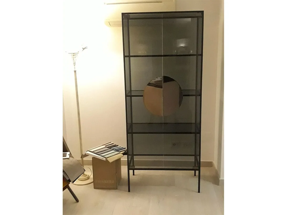 Yang showcase in smoked tempered glass (black), Opinion Ciatti 1