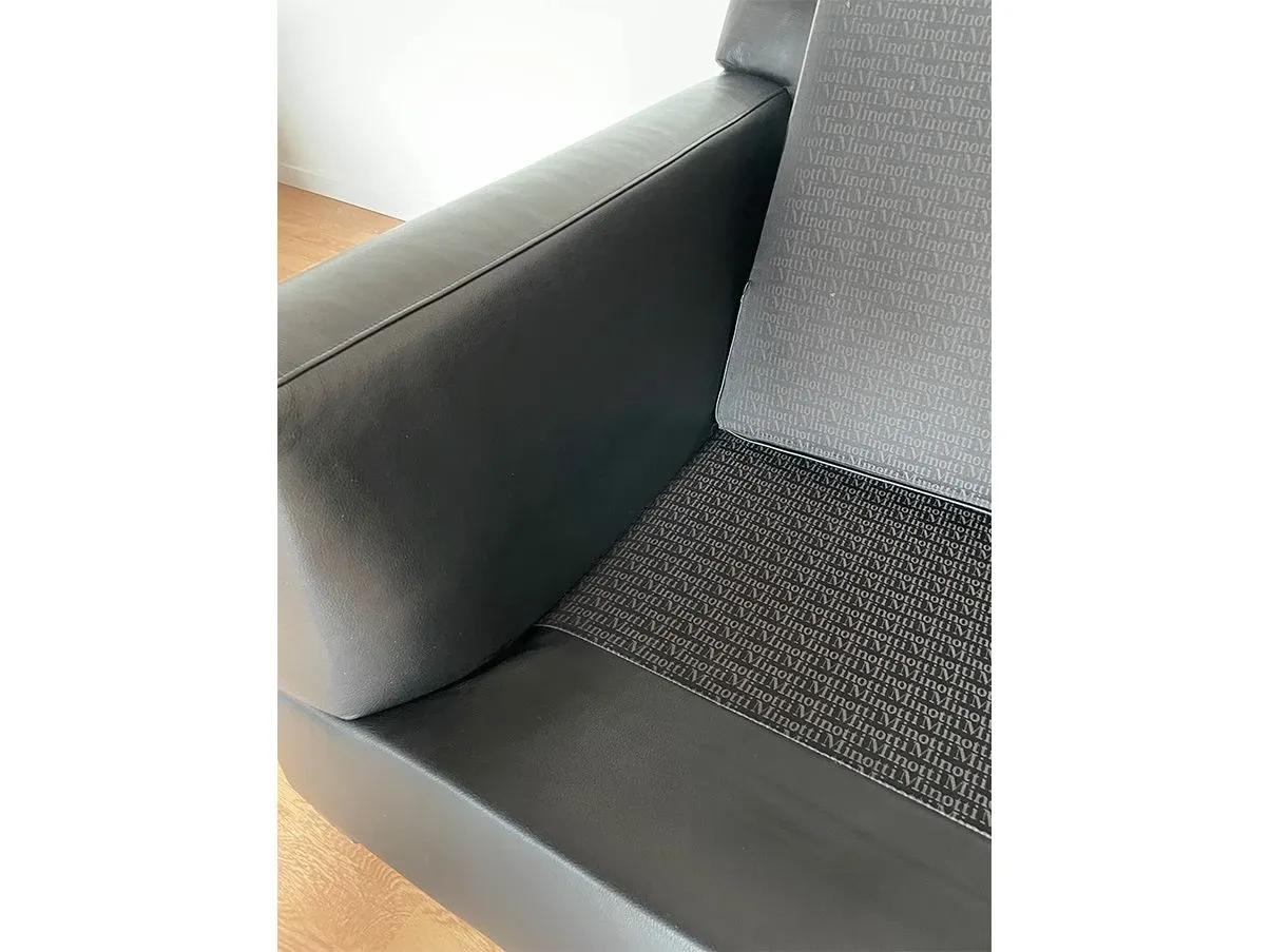 Divano moderno 3 posti in pelle nera 3