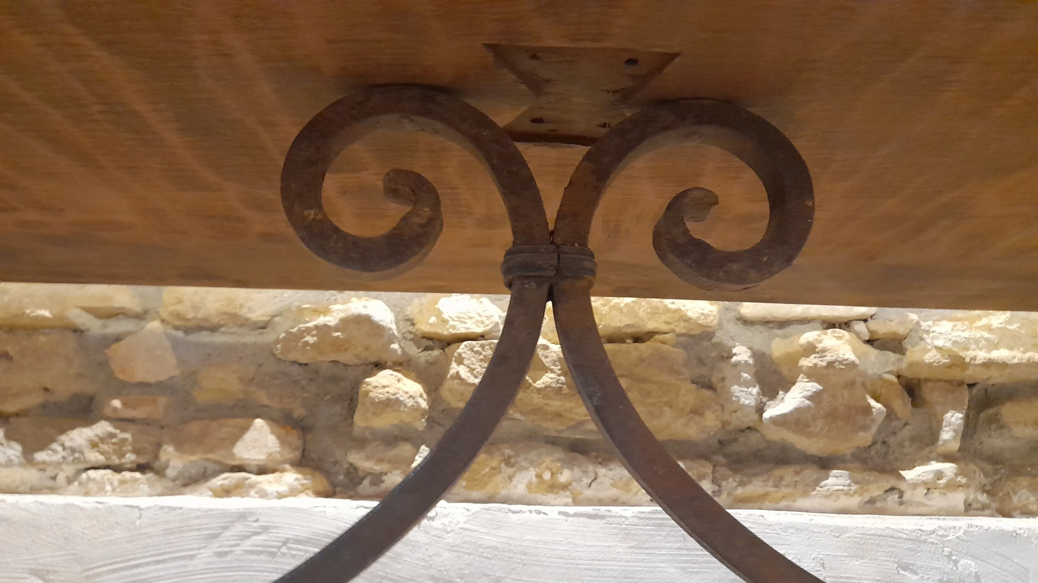 19th century Tuscan mahogany lyre table, 8