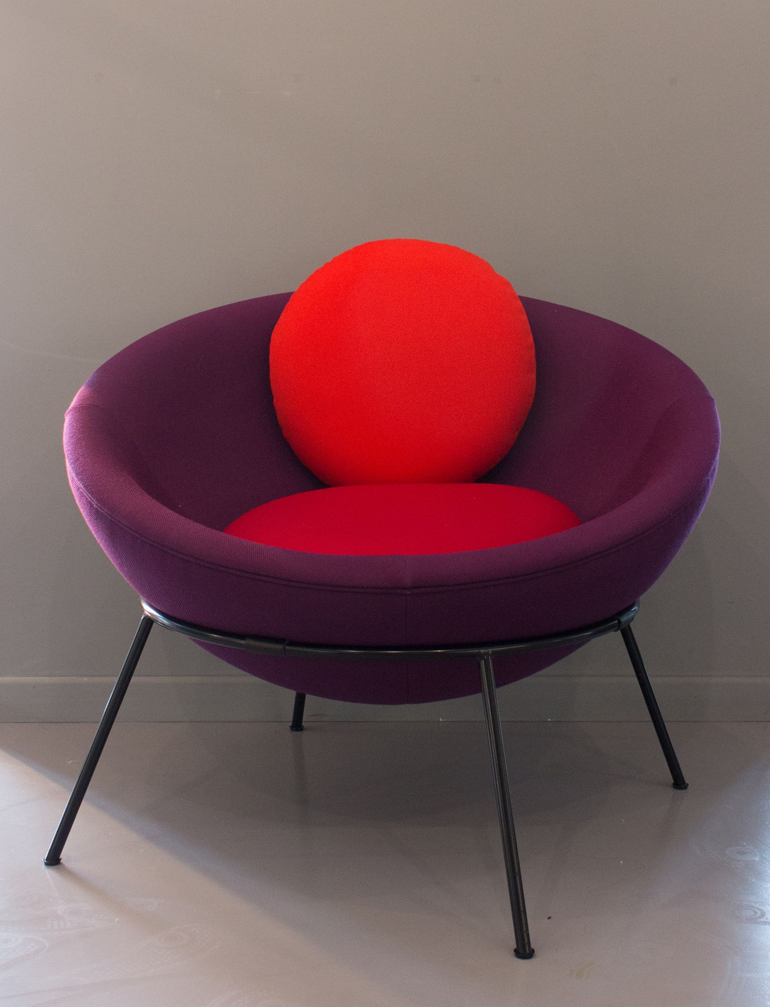 red bowl chair