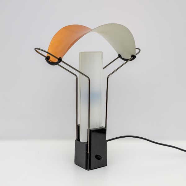 Palio table lamp by Perry Kin, Arteluce image