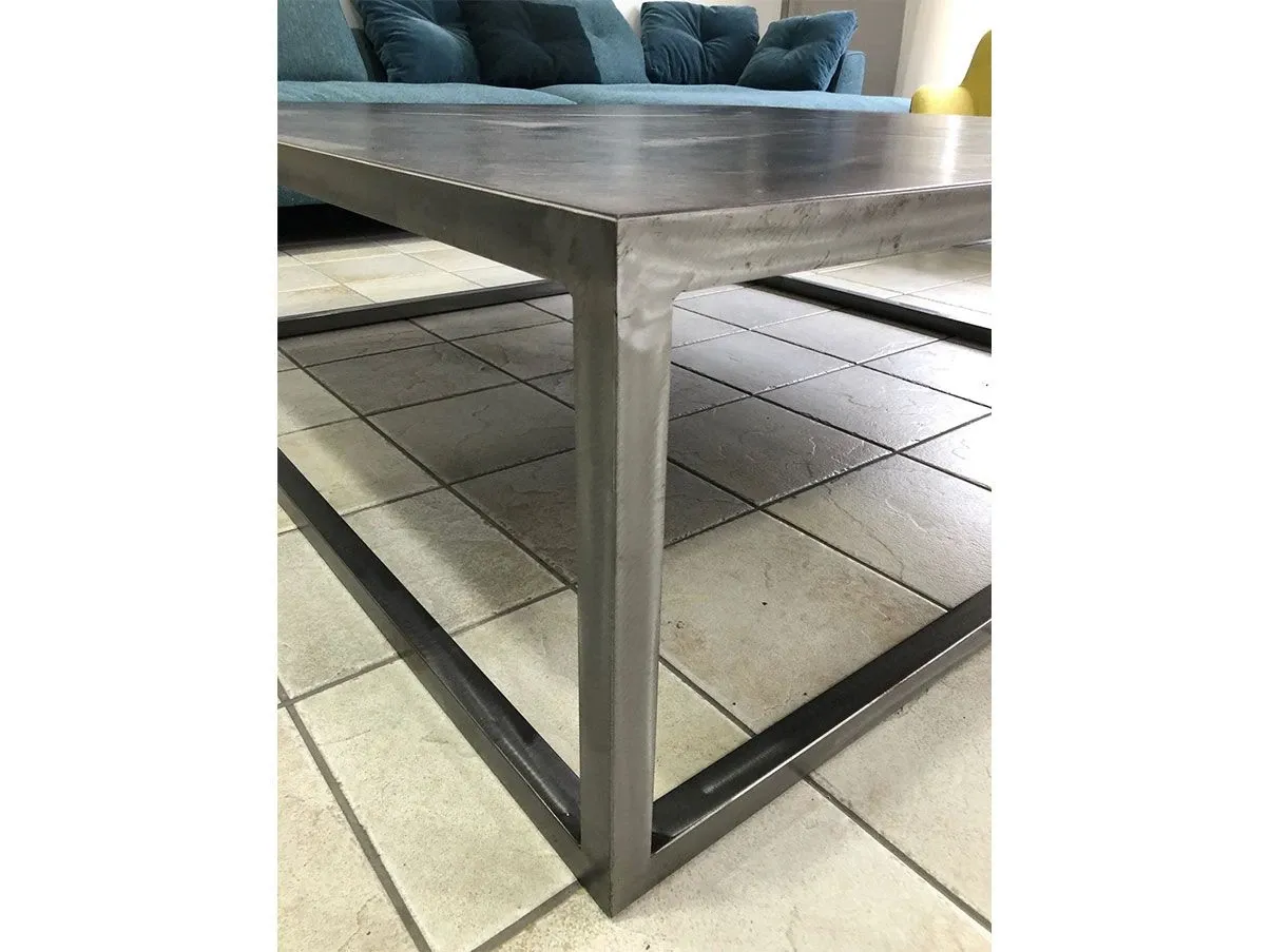 Trinity square coffee table in metal and leather, Baxter 7