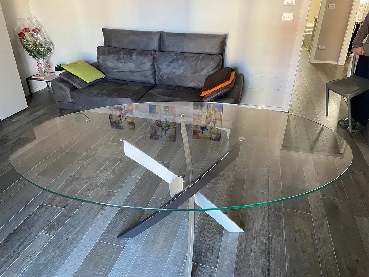 Barone oval table in crystal 1