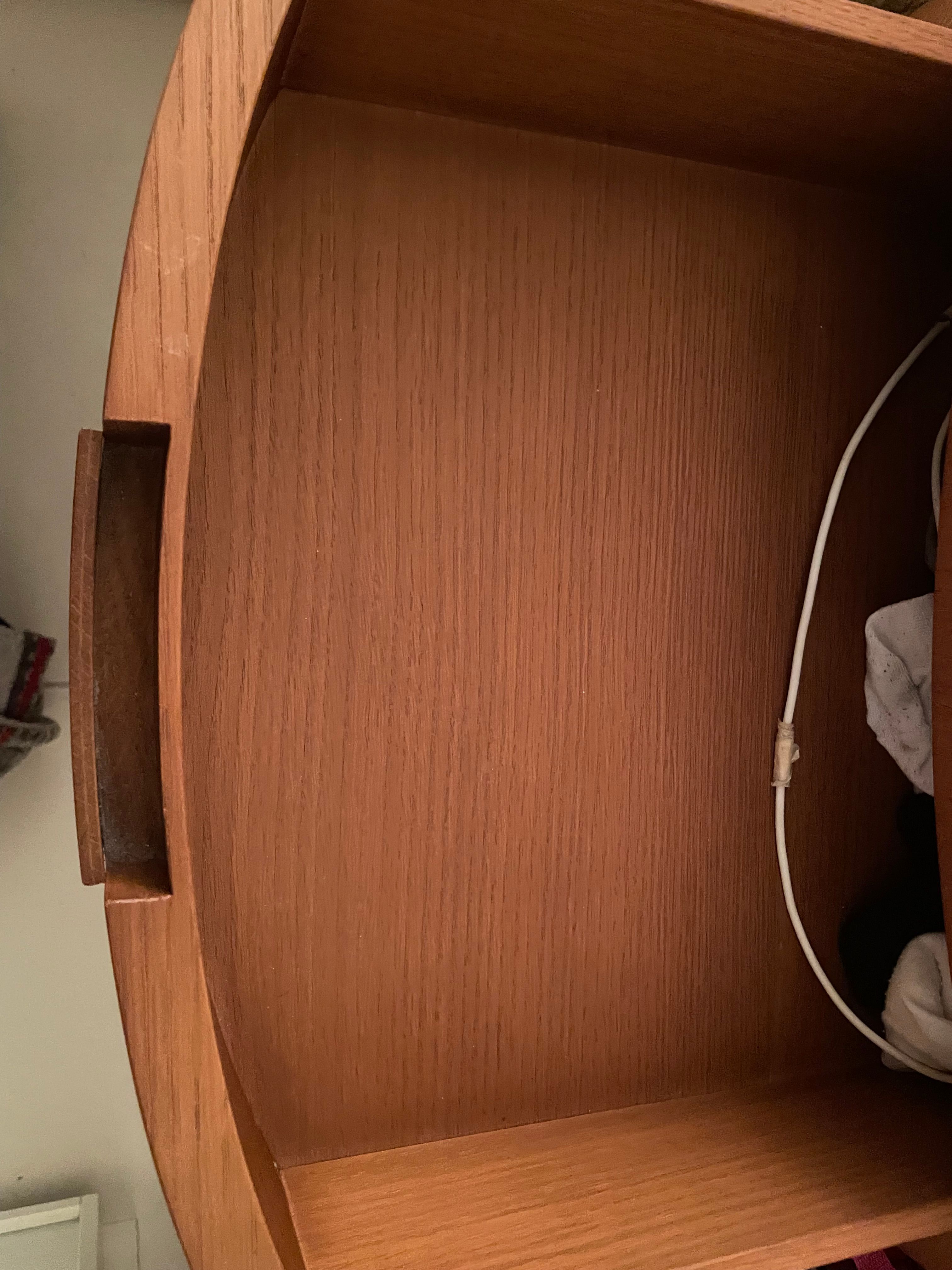 Ovaler Nachttisch Amphora aus Eiche von Antonio Citterio Brand