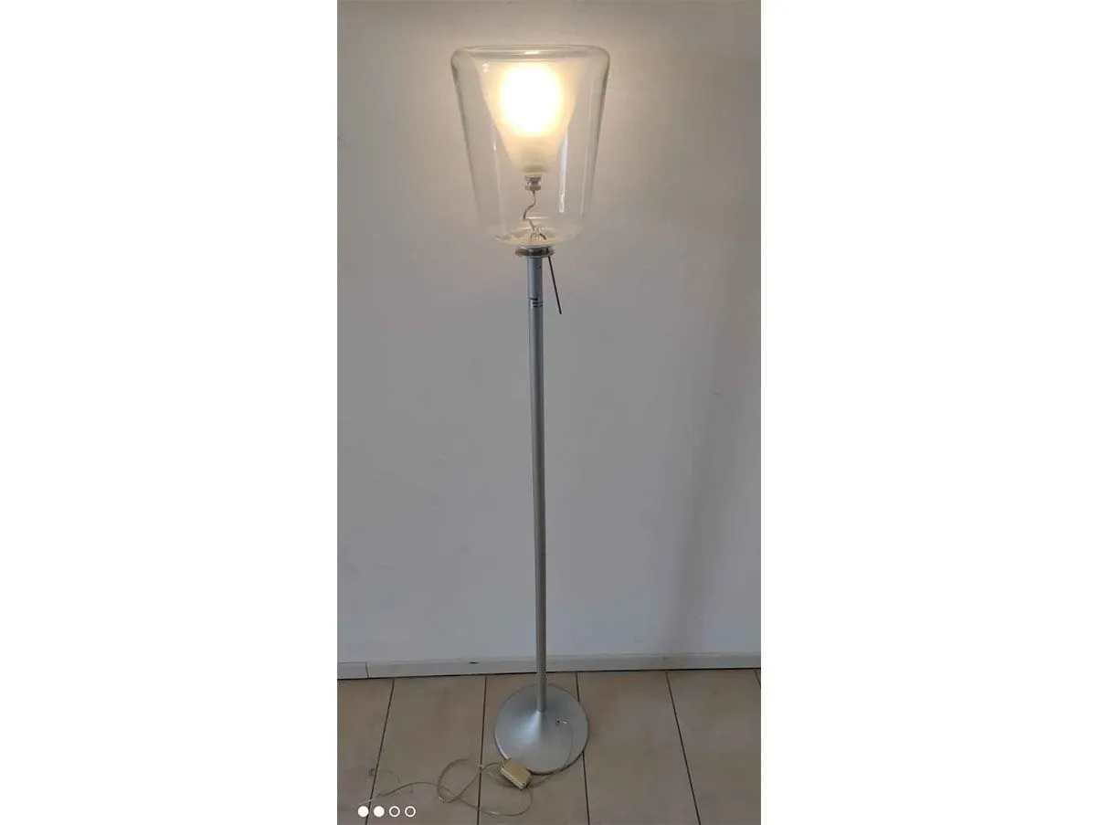 Lanterna floor lamp in glass 8