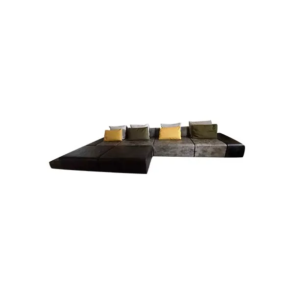 Set divano 7 posti modulare Domino e 5 pouf in pelle, Doimo Salotti 1