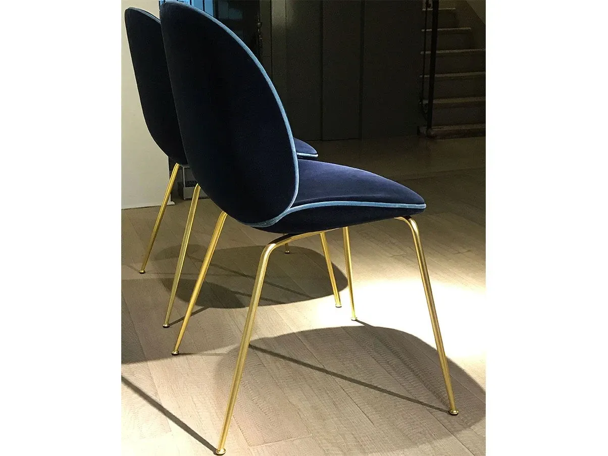 Set of 2 Beetle chairs in matt brass and velvet (blue), Gubi 