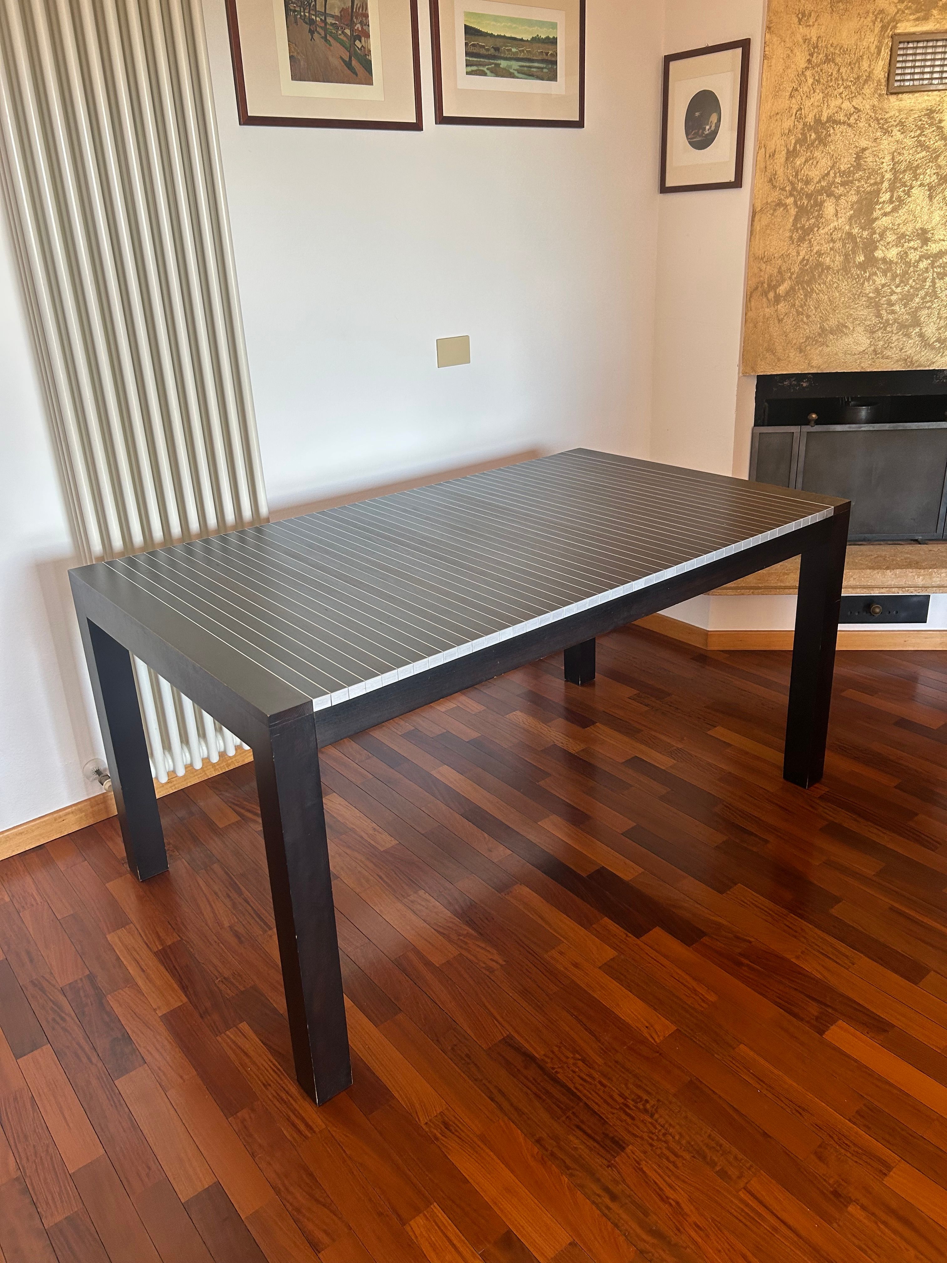 Astor Ausziehbarer Esstisch von Grafite Design Brand