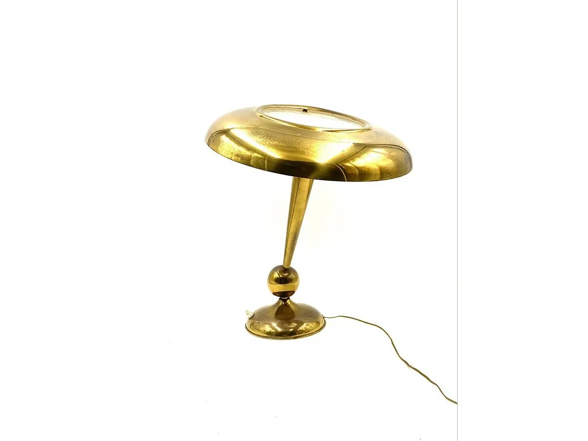 Lampada da tavolo vintage mod. 143 in ottone 1