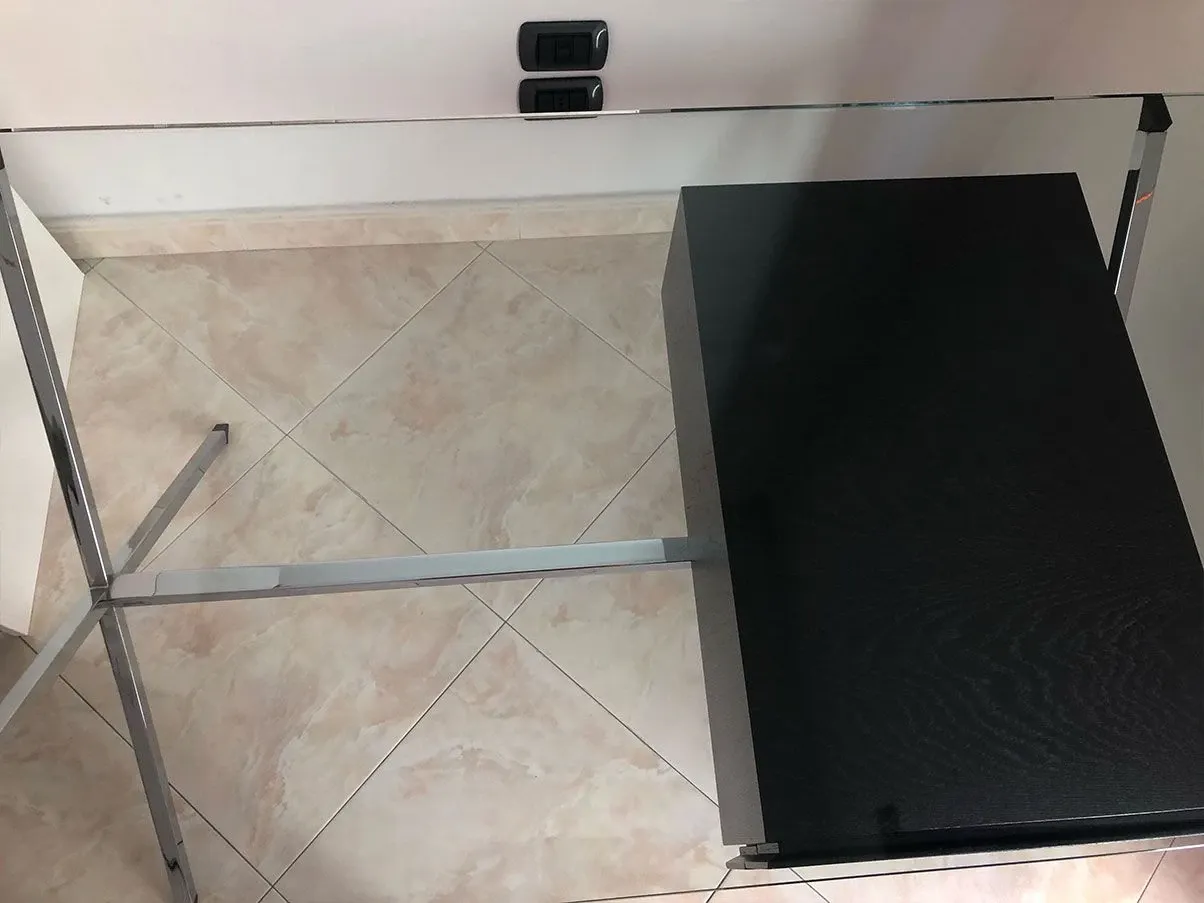 Scrittoio Albini con cassetti in acciaio e cristallo, Knoll 1