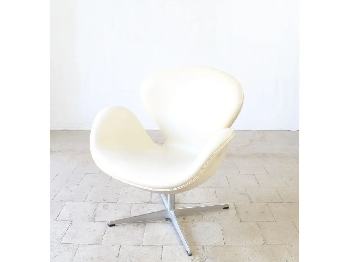 Poltrona Swan 1