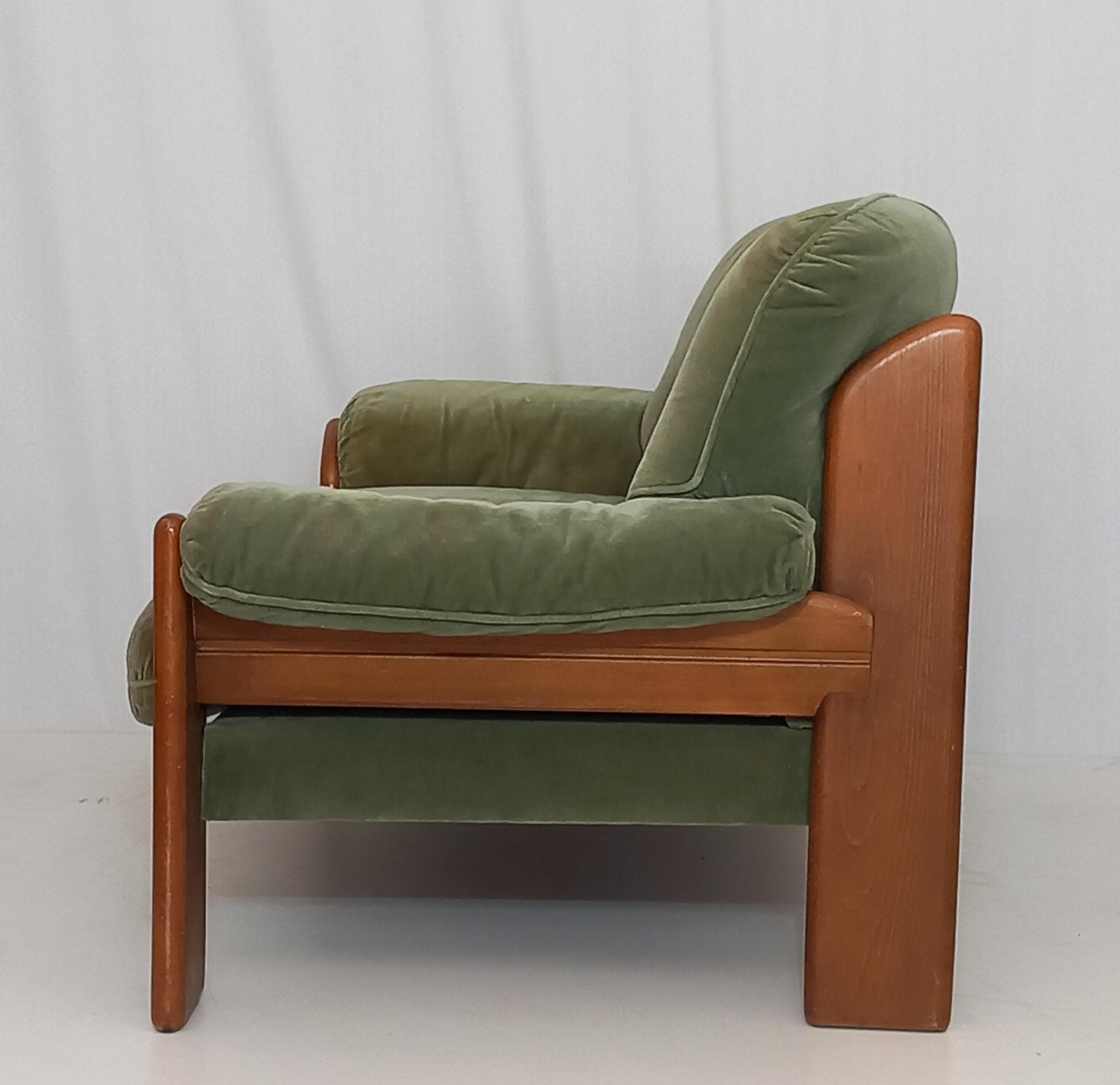 70er Retro Samt Sofa Set Grün: 2-Sitzer Couch und 2 Sessel Front