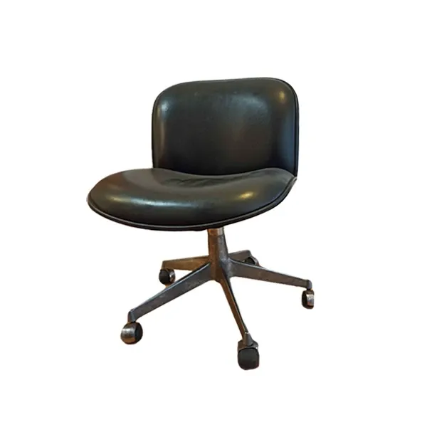 Swivel armchair by Ico Parisi in leather (black), MIM image