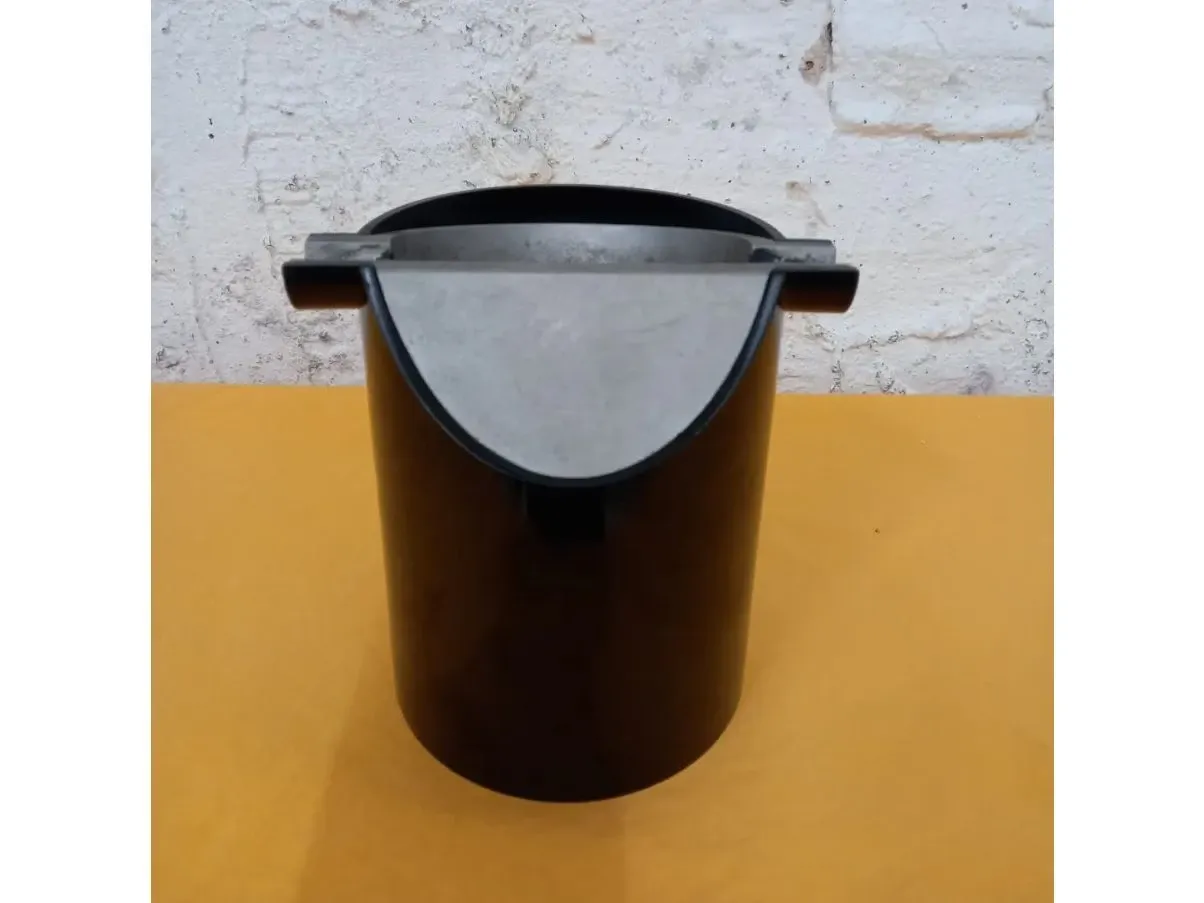 Vintage ashtray (1970s), image