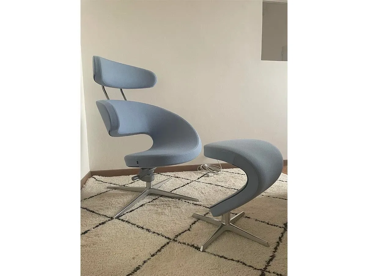 Armchair and footstool set in fabric, Varier Peel 1
